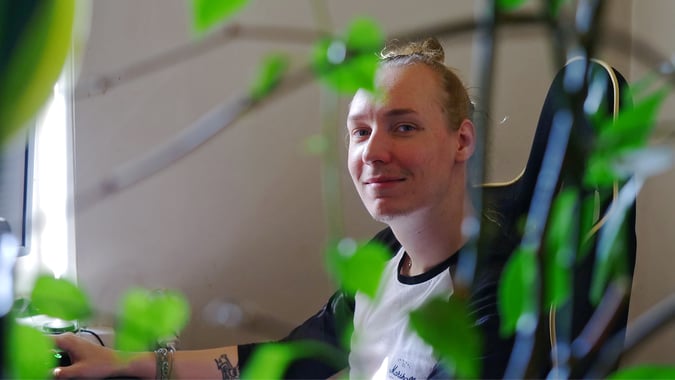Kuukauden unfairilainen: Rikun läppäri laulaa ja kitara soi